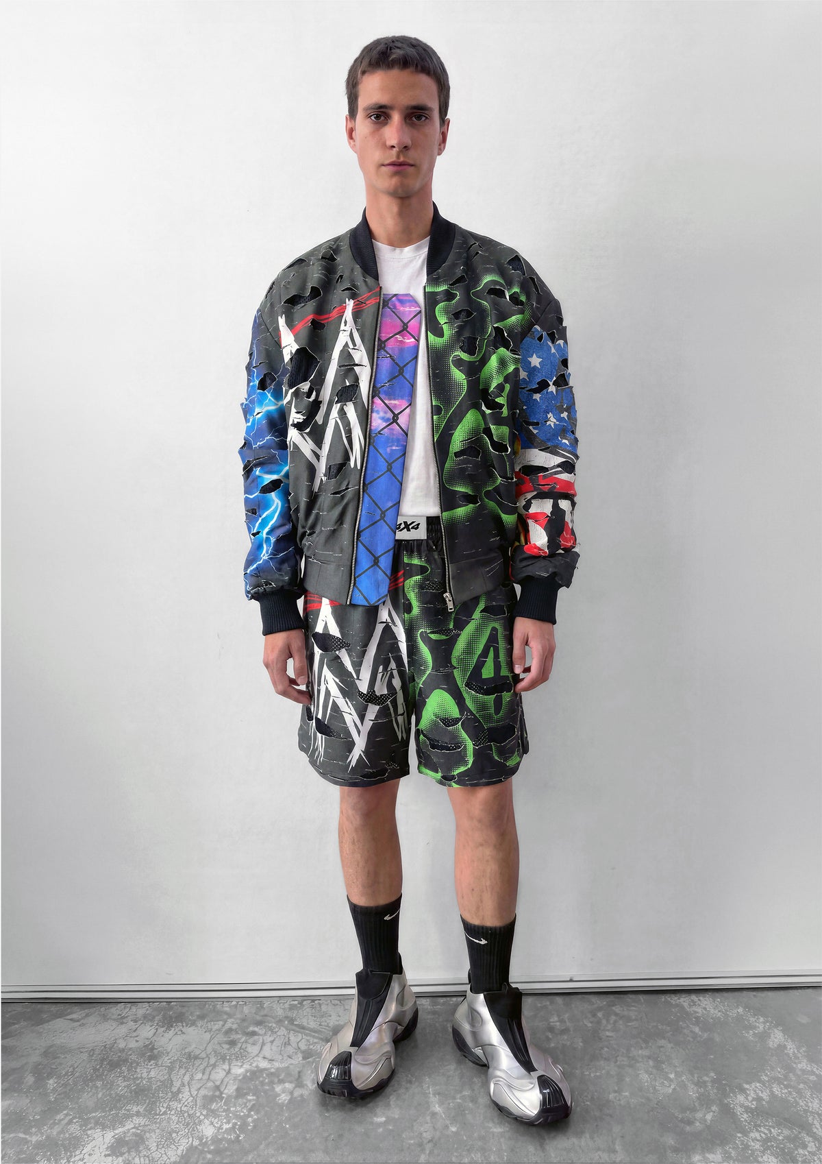 SHREDDED BOMBER JACKET - BLACK