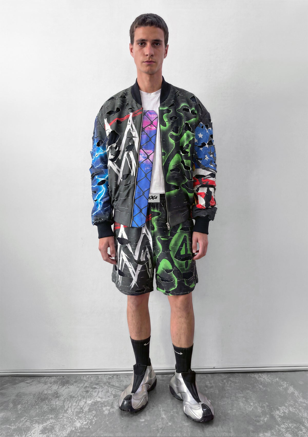 SHREDDED BOMBER JACKET - BLACK