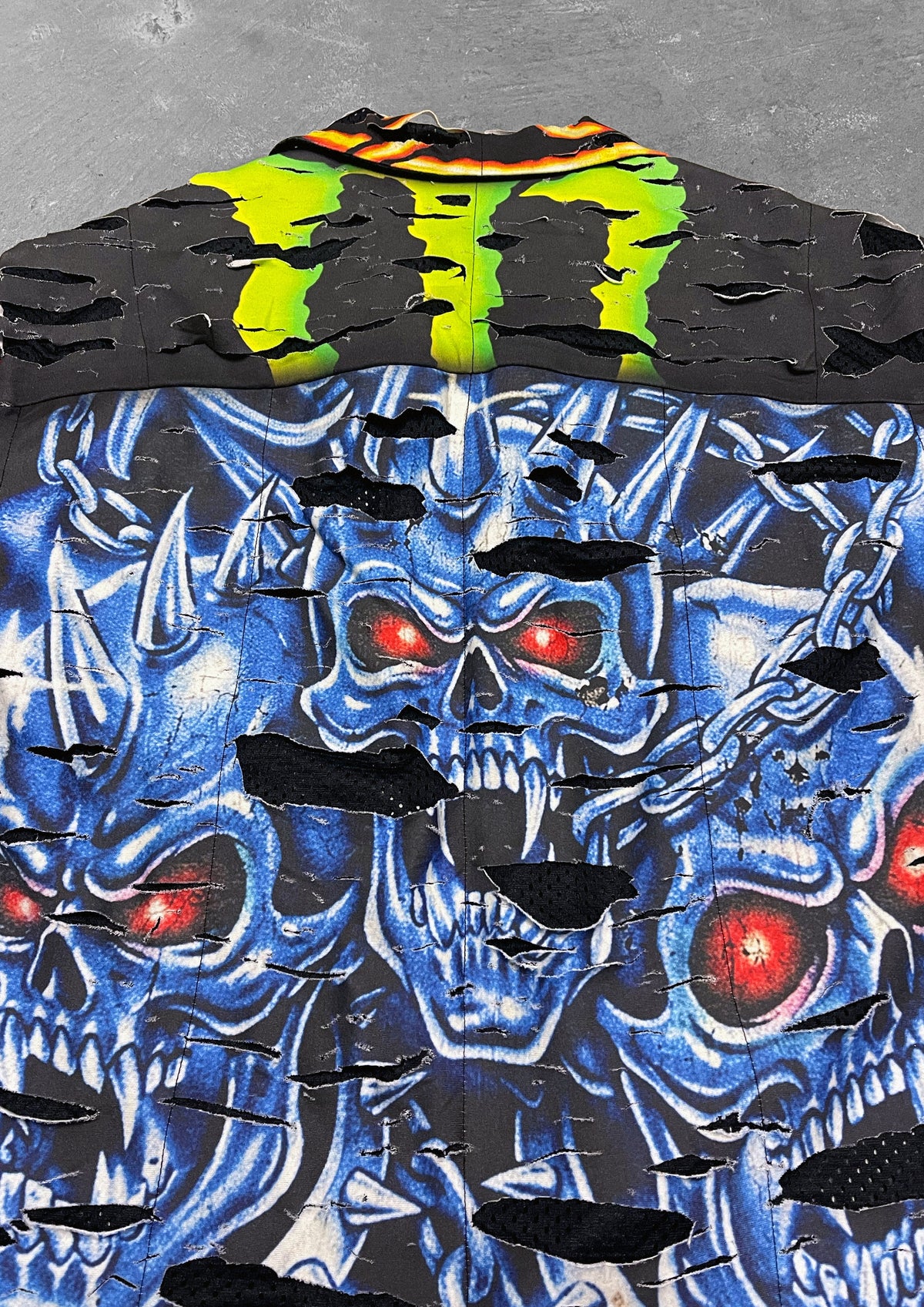 SHREDDED SHIRT - BLACK